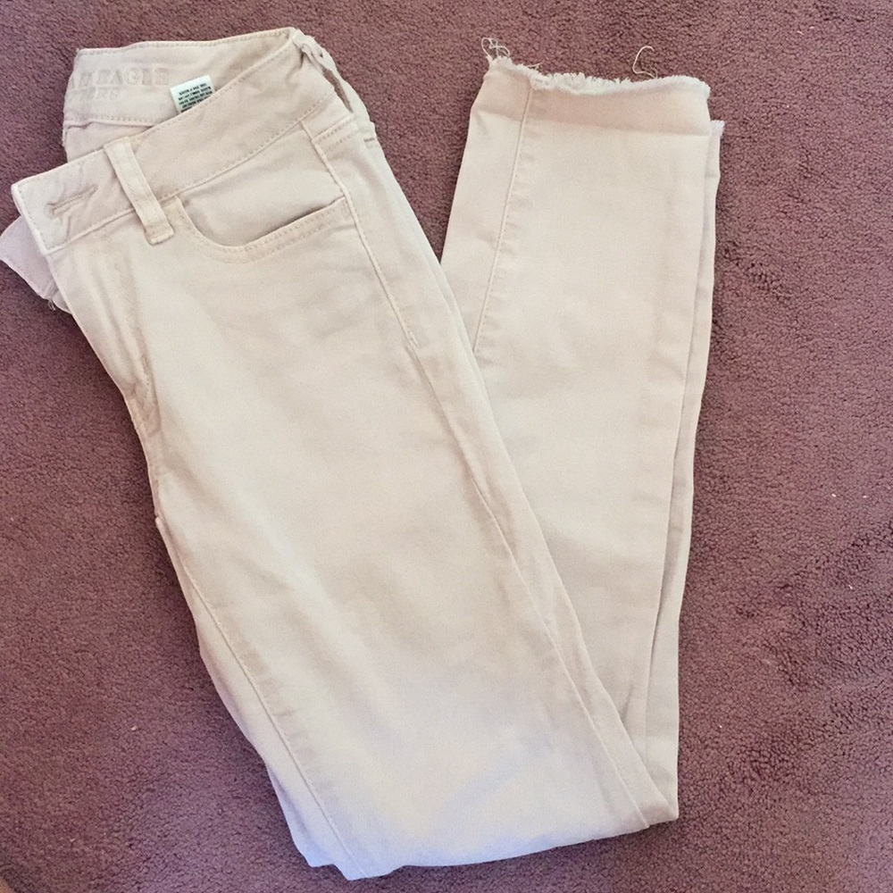 American Eagle frayed ankle pants!